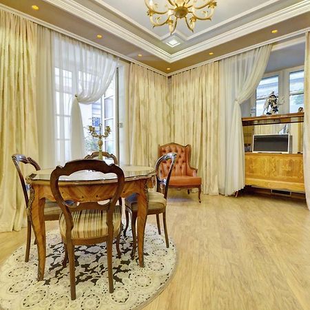 וילנה Luxury Pilies Avenue Apartment מראה חיצוני תמונה